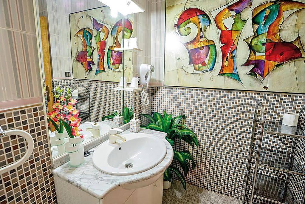 Hostal Carrizo Elda Dış mekan fotoğraf